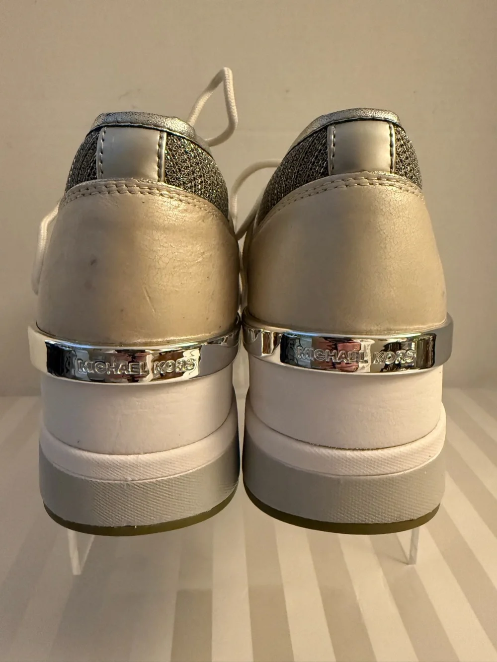 Michael Kors Liv Trainer Metallic Silver & White Sneakers Size 9